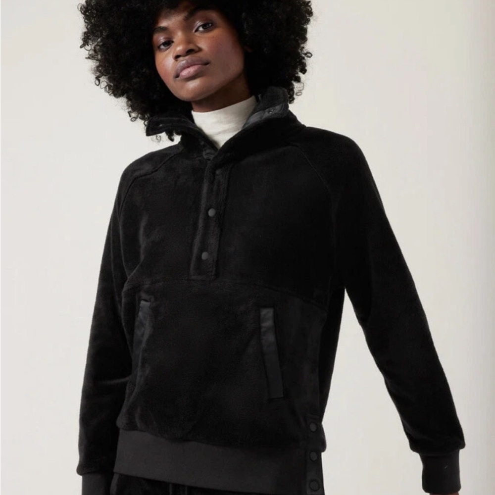 Athleta Recover Cozy Snap Front Sweatshirt Black Size Medium